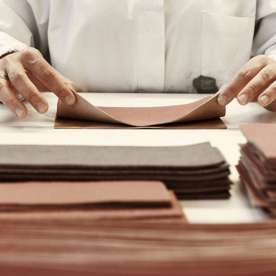 Comment sont fabriqués les sacs à main structurés ?