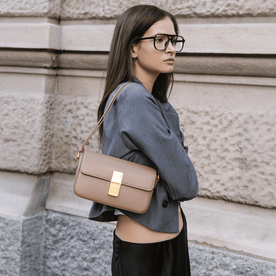 Monceau Baguette Gold Edition - Cuir Box Taupe Ateliers Auguste